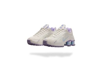NIKE SHOX R4 SOFT PEARL
