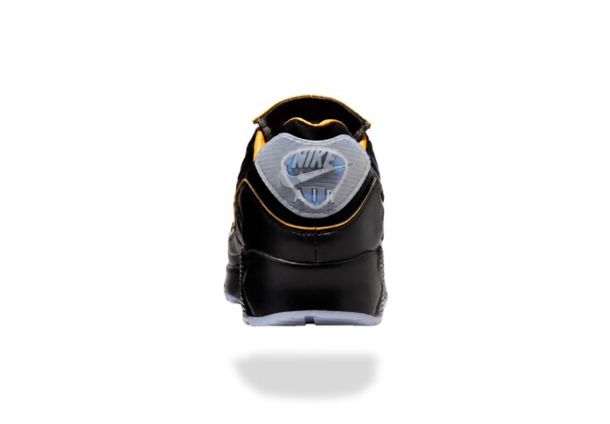 NIKE AIR MAX 90 MERCURIAL VAPOR